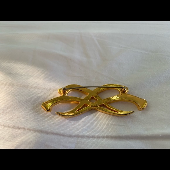 Brooch - Picture 2 of 2